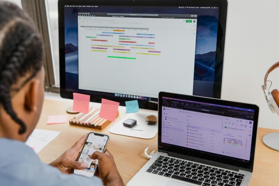 Équipe de développement et gestion de projet IT collaborative