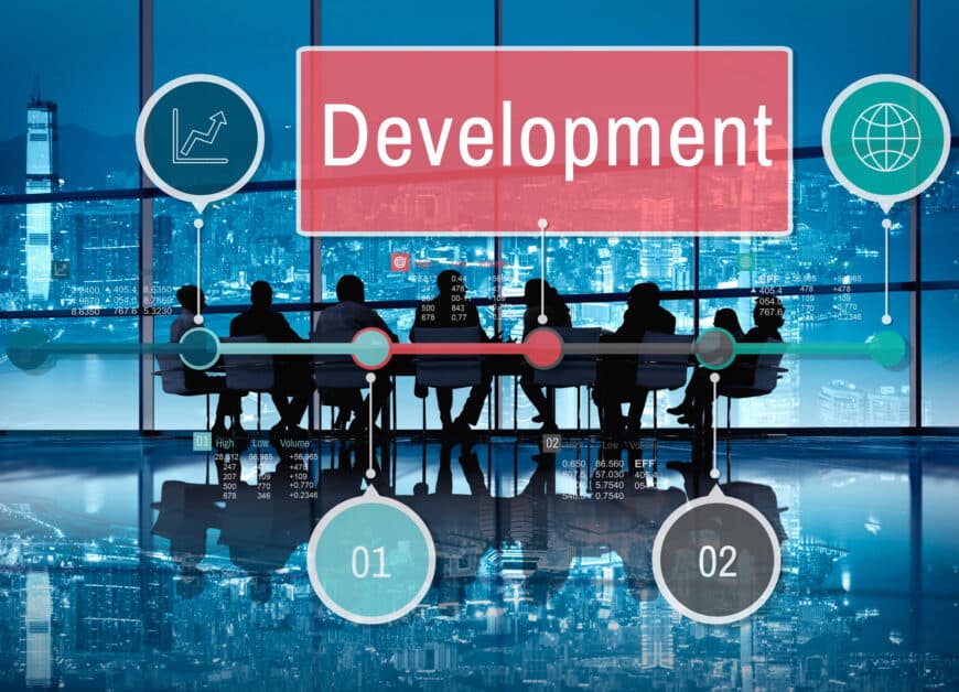 Arbitrage entre internalisation et externalisation du développement informatique