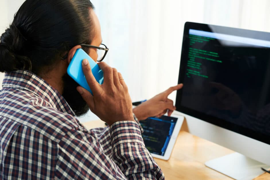 Coordination d'urgence suite à une défaillance logicielle majeure sur un serveur