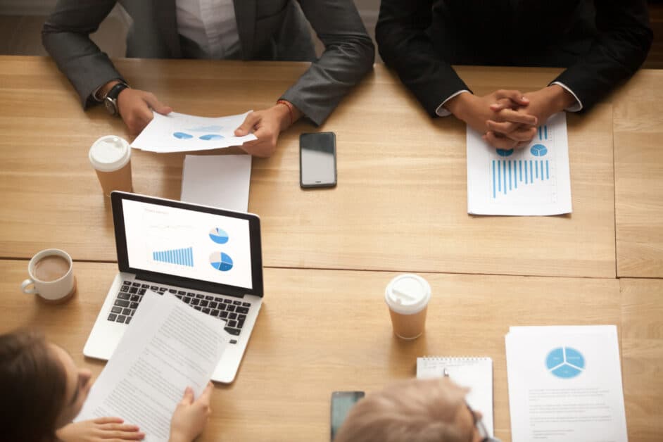 Analyse de la qualité et de la conformité des fichiers stratégiques en comité de direction.