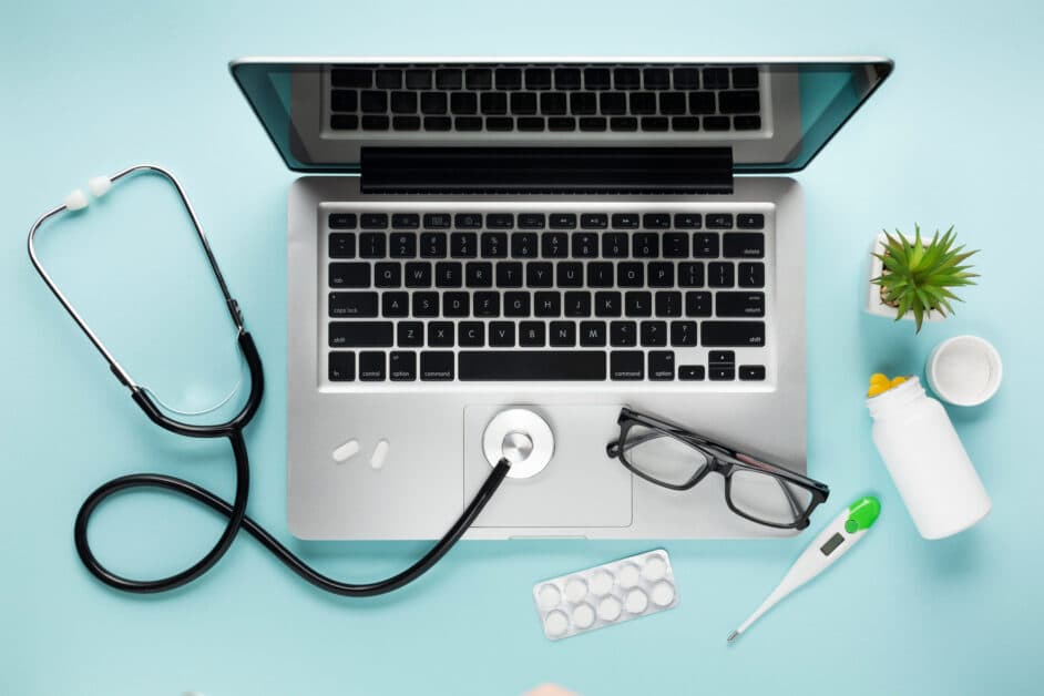 Analyse budgétaire et déploiement d'un logiciel clinique 2026
