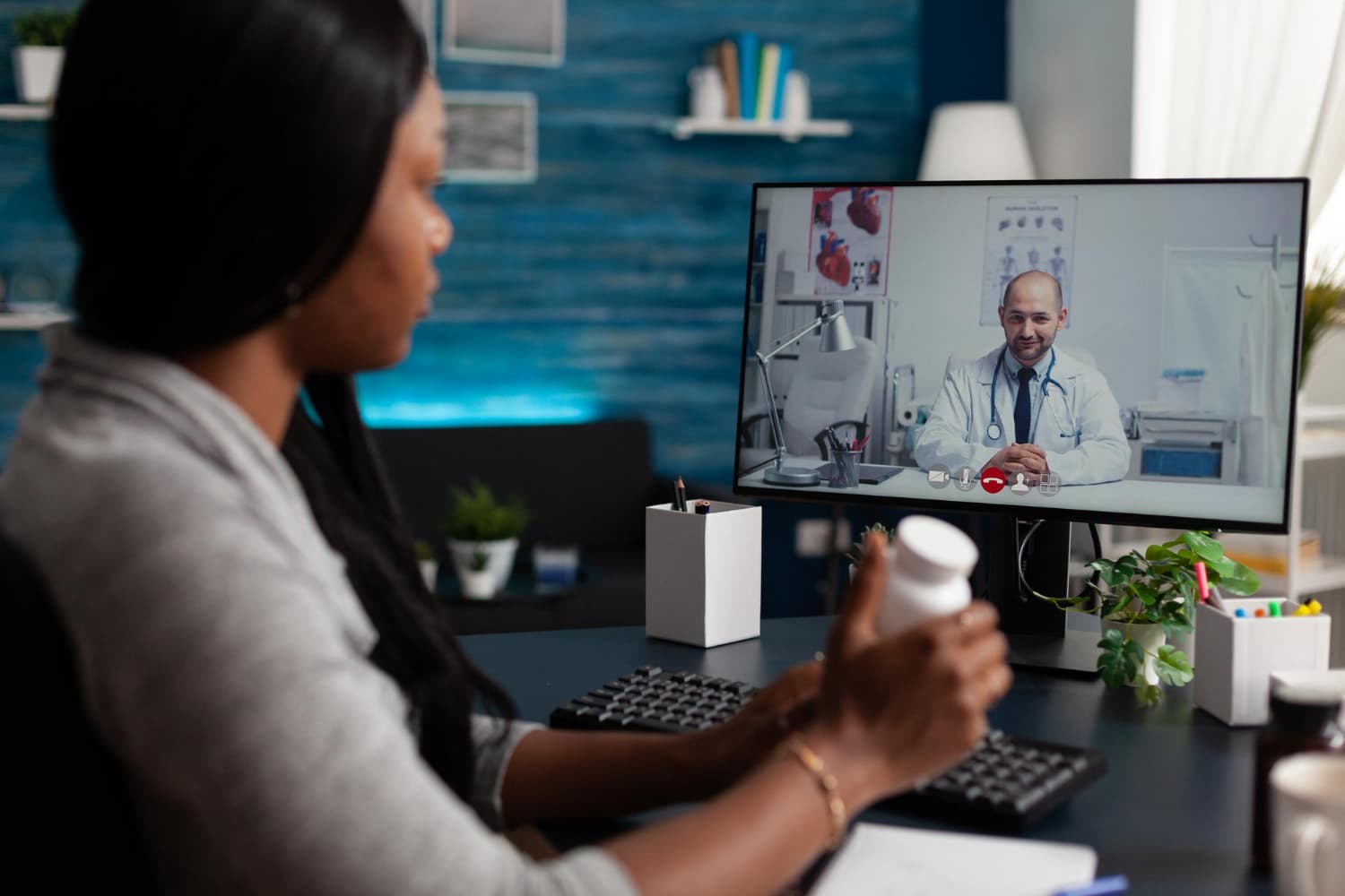 Plateforme de télémédecine sur mesure : consultation, ordonnance et suivi patient