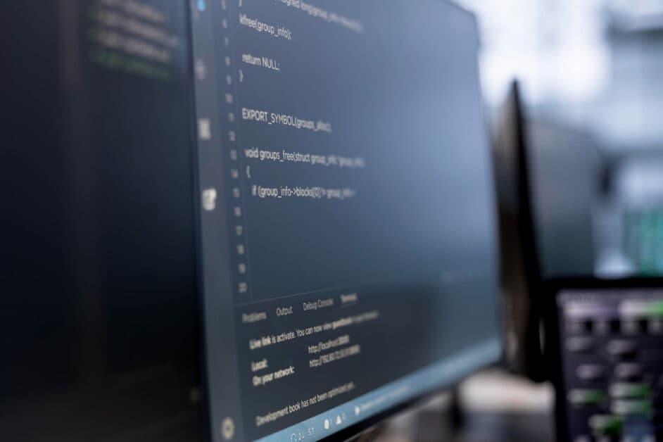 Analyse de la gestion de la mémoire et des fonctions bas niveau sur un moniteur professionnel